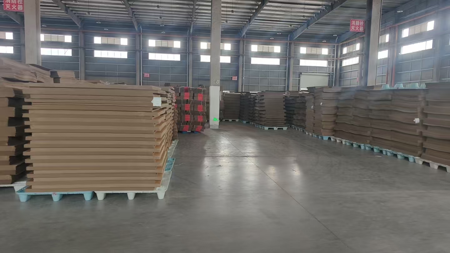 昆明锡纸保温纸箱、铝箔保温纸箱仓库