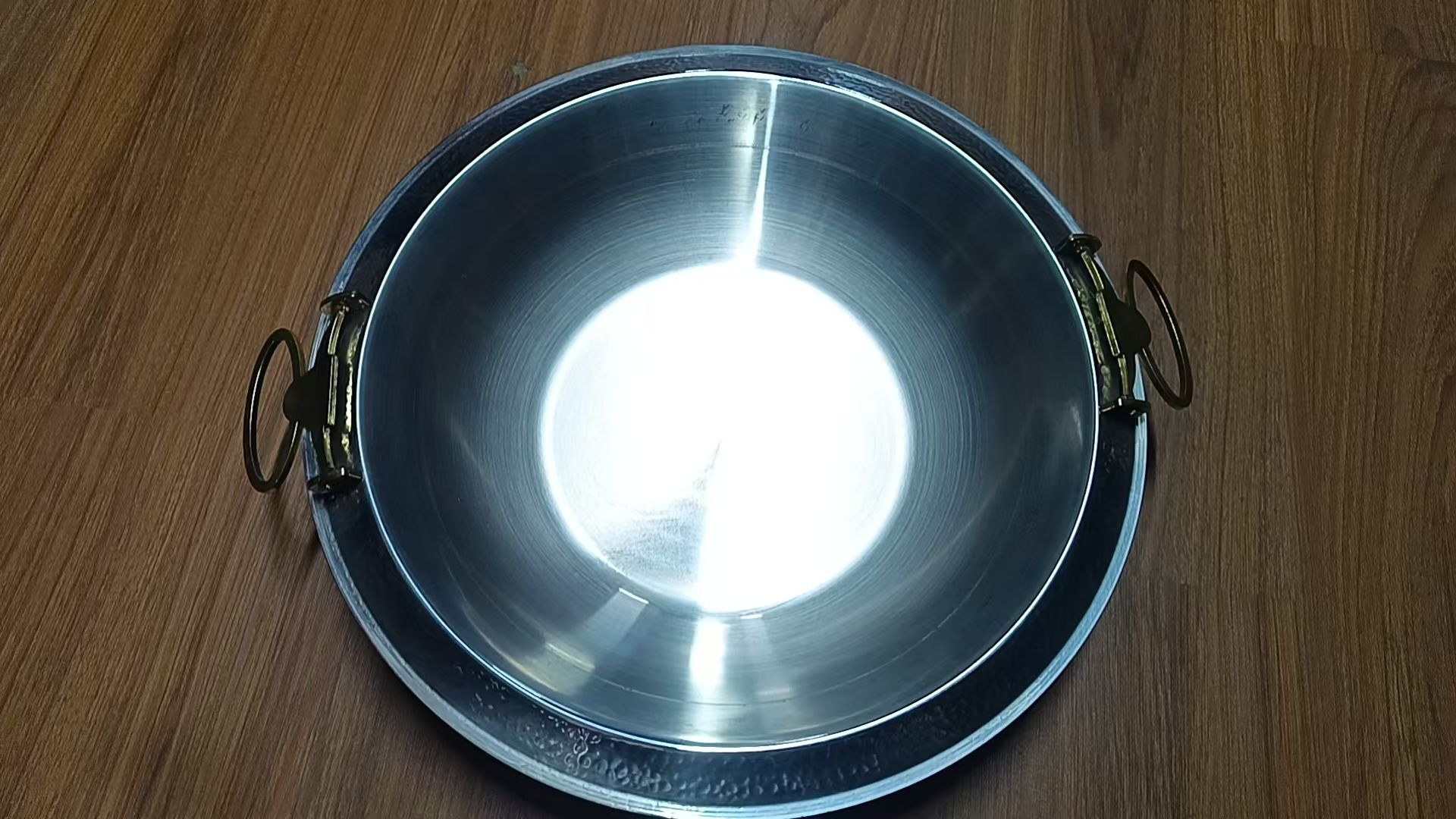 三层钢牛头耳斜边火锅盆