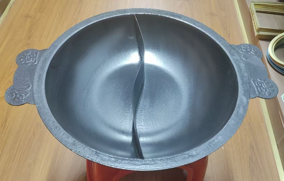 吼堂款搪瓷鸳鸯锅
