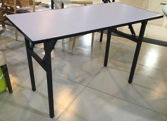 PVC桌面+30方铁架 1.2*0.6米条桌