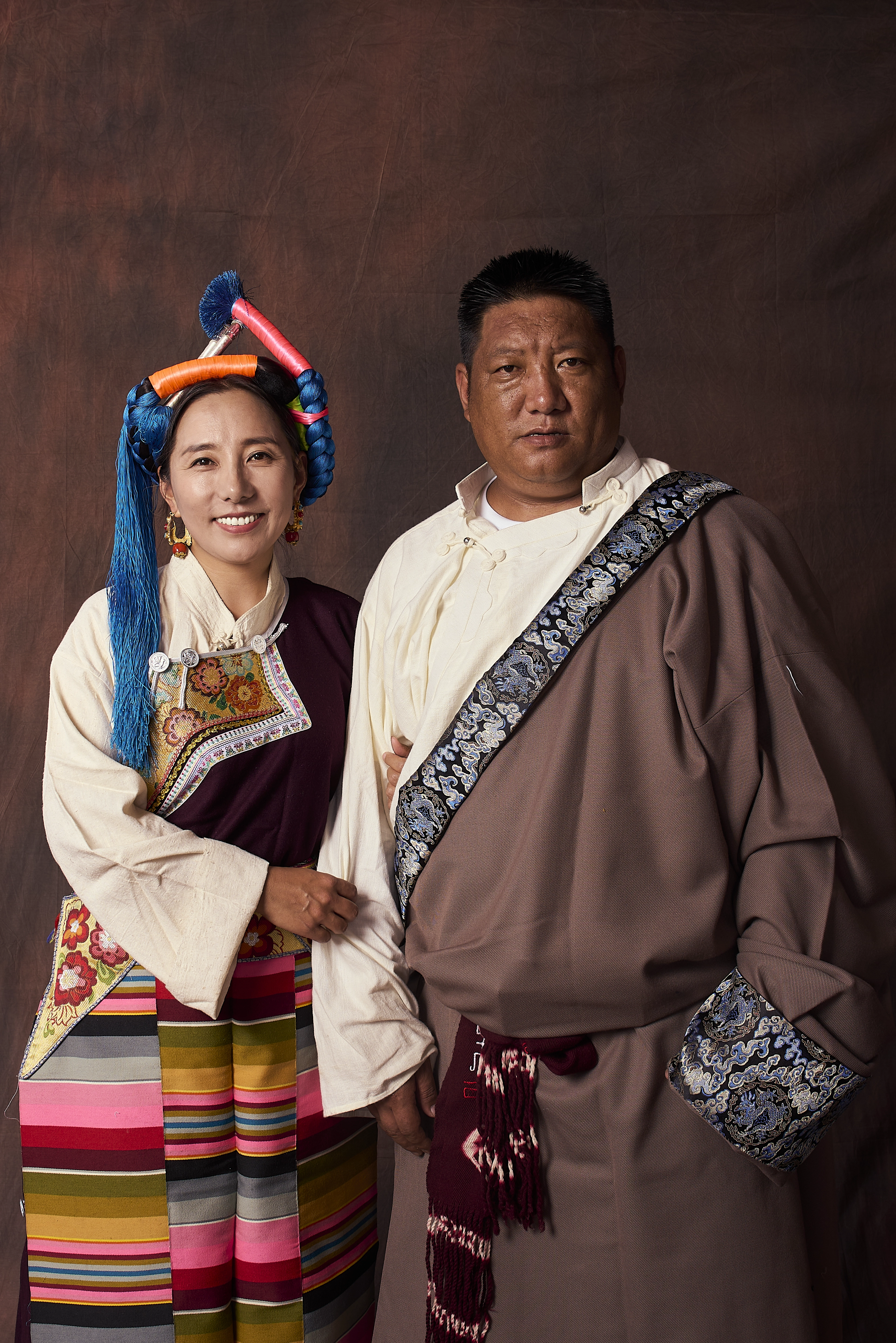 二代 · 洛松次仁