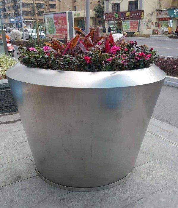 不锈钢花箱厂家/金属花箱花盆定制厂家